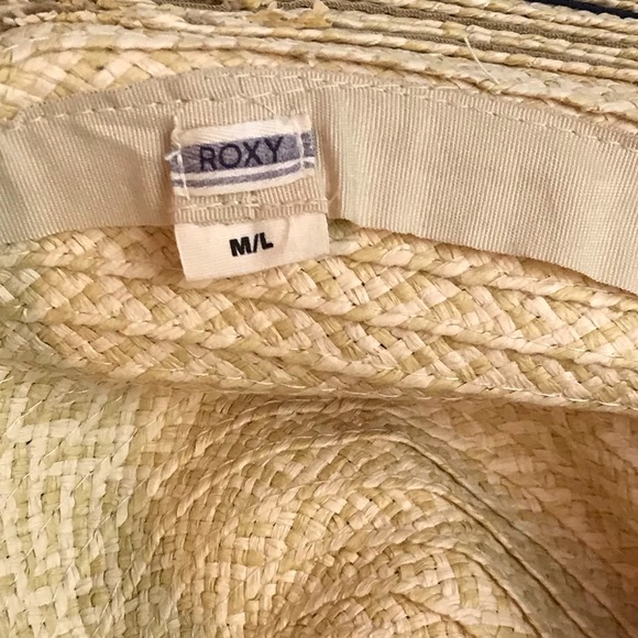 Roxy Floppy Beach Hat - Picture 4 of 4